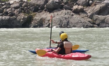 Whitewater Kayaking Course (Beginner Level)